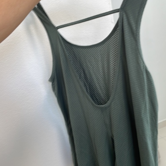 Afriel & Tabris open back olive green exercise top - Picture 4 of 8